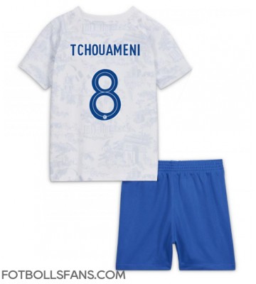 Frankrike Aurelien Tchouameni #8 Replika Bortatröja Barn VM 2022 Kortärmad (+ Korta byxor)